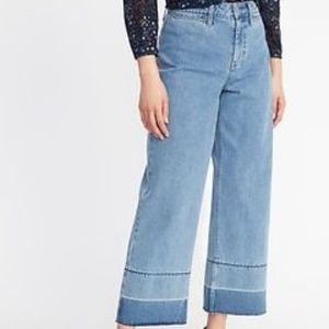 Mid-Rise Distressed Straight Ankle-Jeans